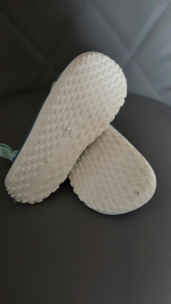 Chaussure d'eau T.22/23 - photo numéro 3