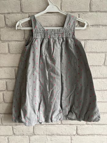 Robe obaibi taille 23 mois