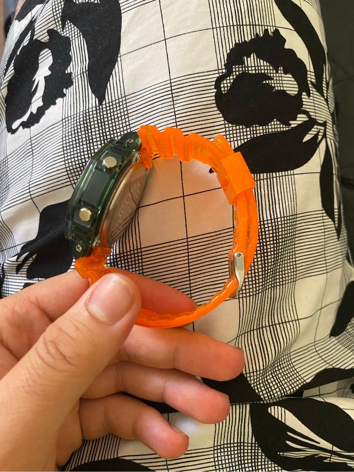 Montre G Shock vert orange - photo numéro 5