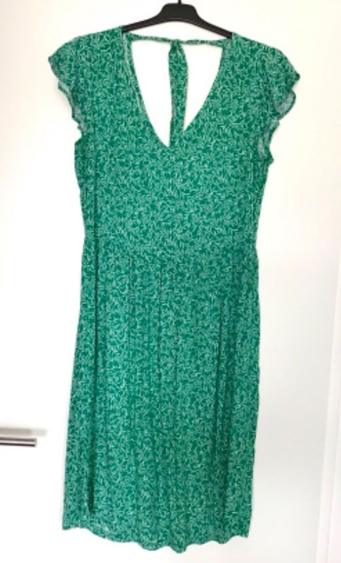Robe décolletée taille 40