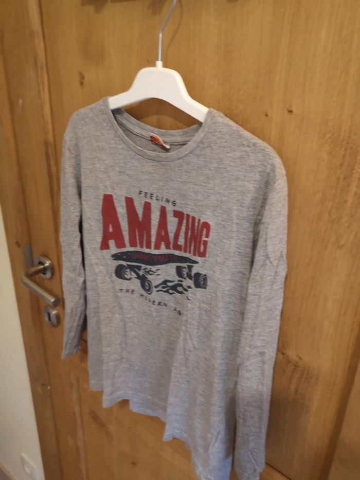 T-shirt Tape à l'œil en gris et rouge 8 ans - photo numéro 3