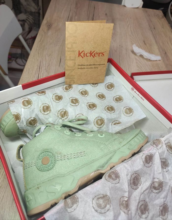 Chaussures kickers cuir 30 vert clair pailletées portées 1 fois - photo numéro 8