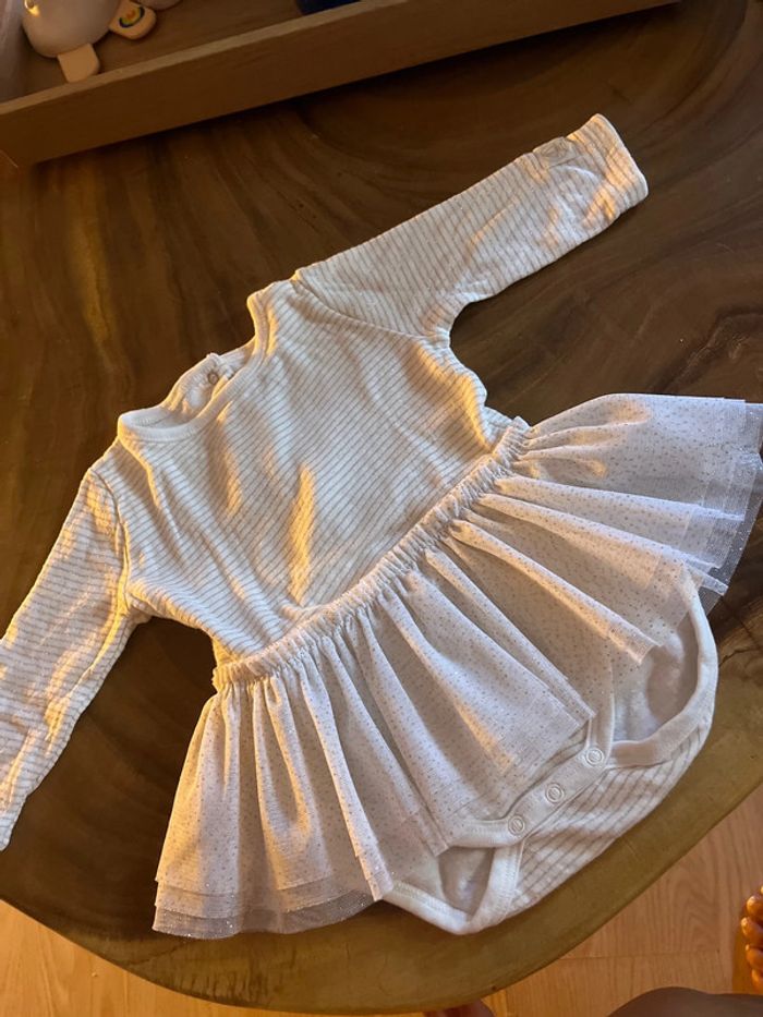 Robe Bodie tulles 6 mois - photo numéro 2