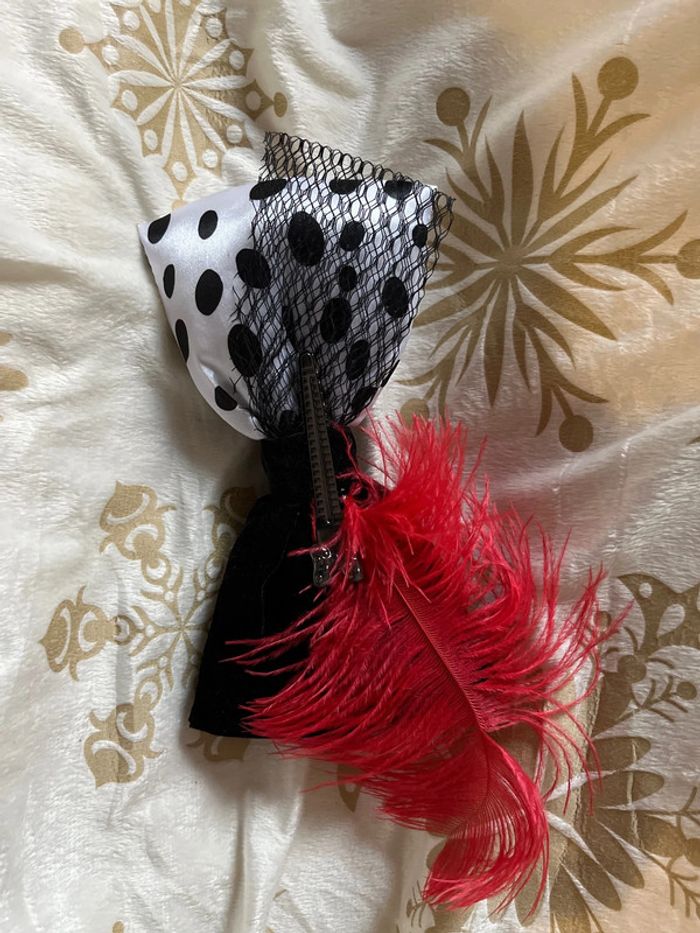 Pince/barrette pour cheveux Cruella Disneyland Paris - photo numéro 4