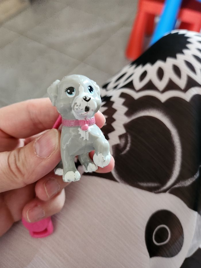 Poupée et animal - photo numéro 2