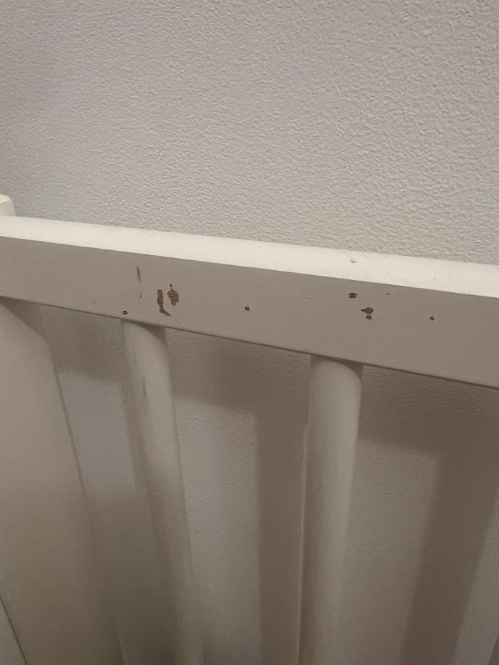 Lit bébé à barreaux , berceau IKEA - photo numéro 4