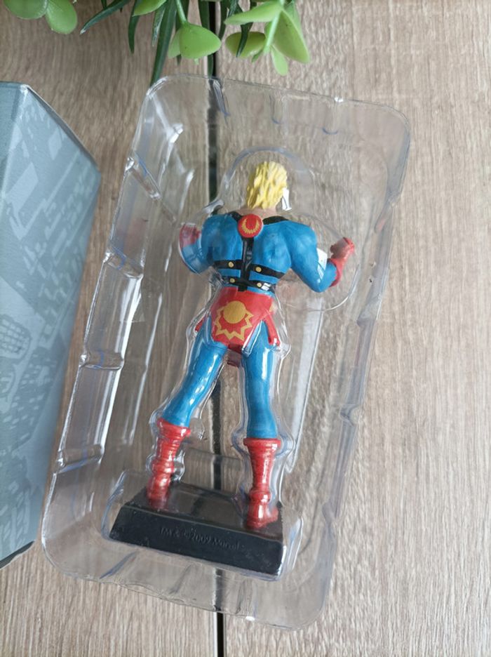 Figurine Marvel Ikaris Eaglemoss Super Héros - photo numéro 3