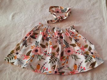 Jupe à fleurs + bandeau cheveux