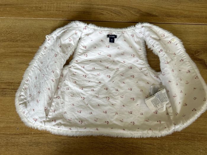 Gilet fourrure sans manches motif fleuri à l’intérieur - photo numéro 2