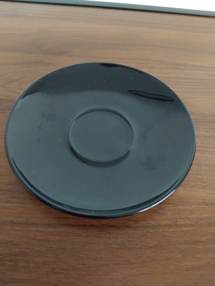 6 sous tasses ou coupelles noires - photo numéro 4