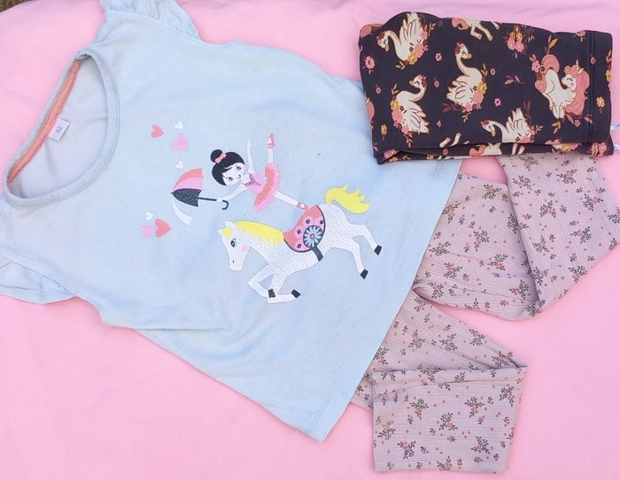 1 beau legging licorne C&A 🦄🦄🦄 + 2 articles offerts - photo numéro 2