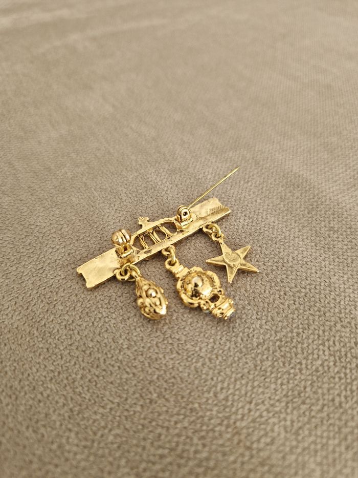 Broche dorée décorative vintage - photo numéro 10