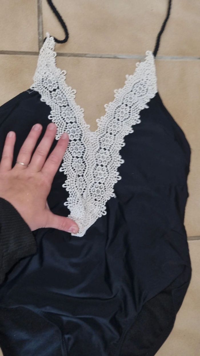Maillot de bain une pièce - photo numéro 4