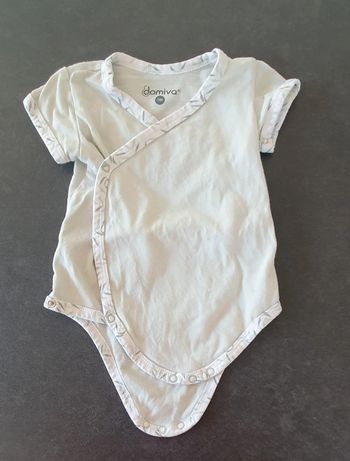 Lot de 2 bodies manches courtes 6 mois