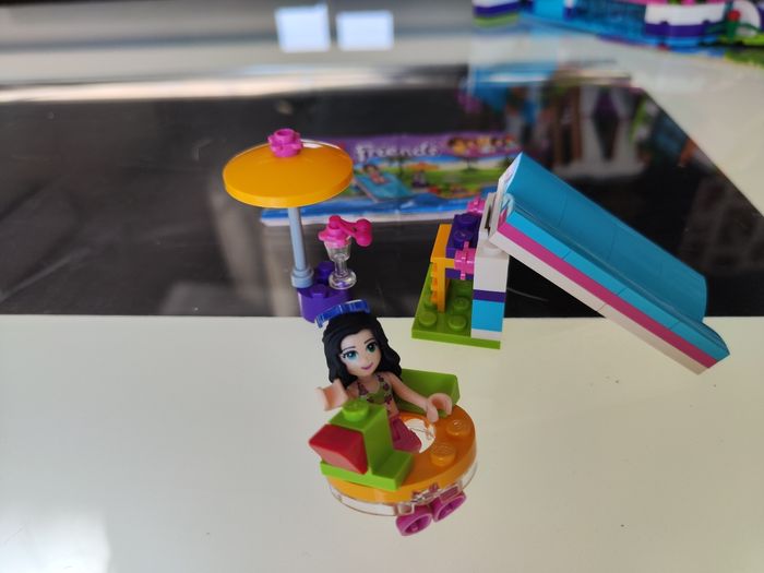 Lego friends toboggan