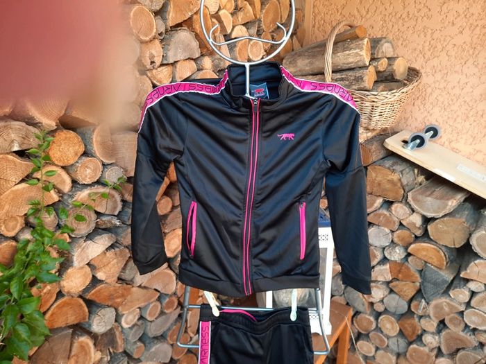 Survêtement Airness fille  10 ans très bon etat - photo numéro 2