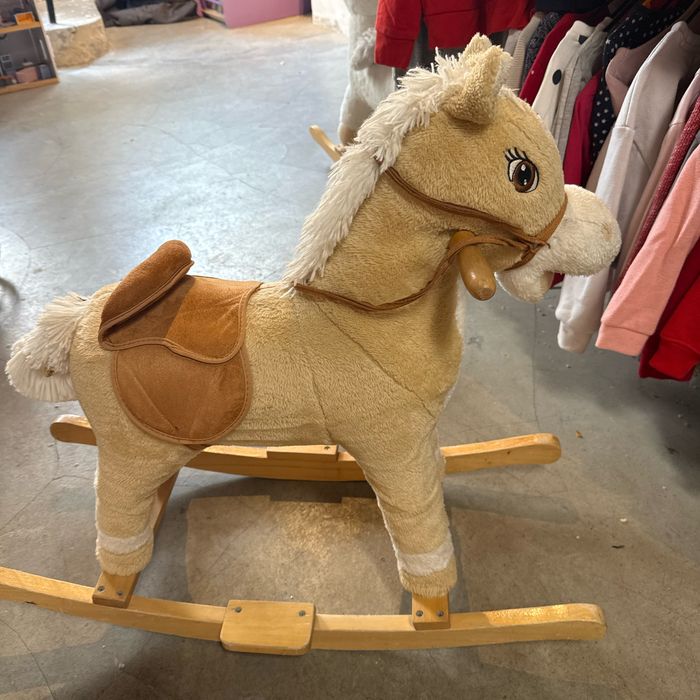 Cheval à bascule - photo numéro 2