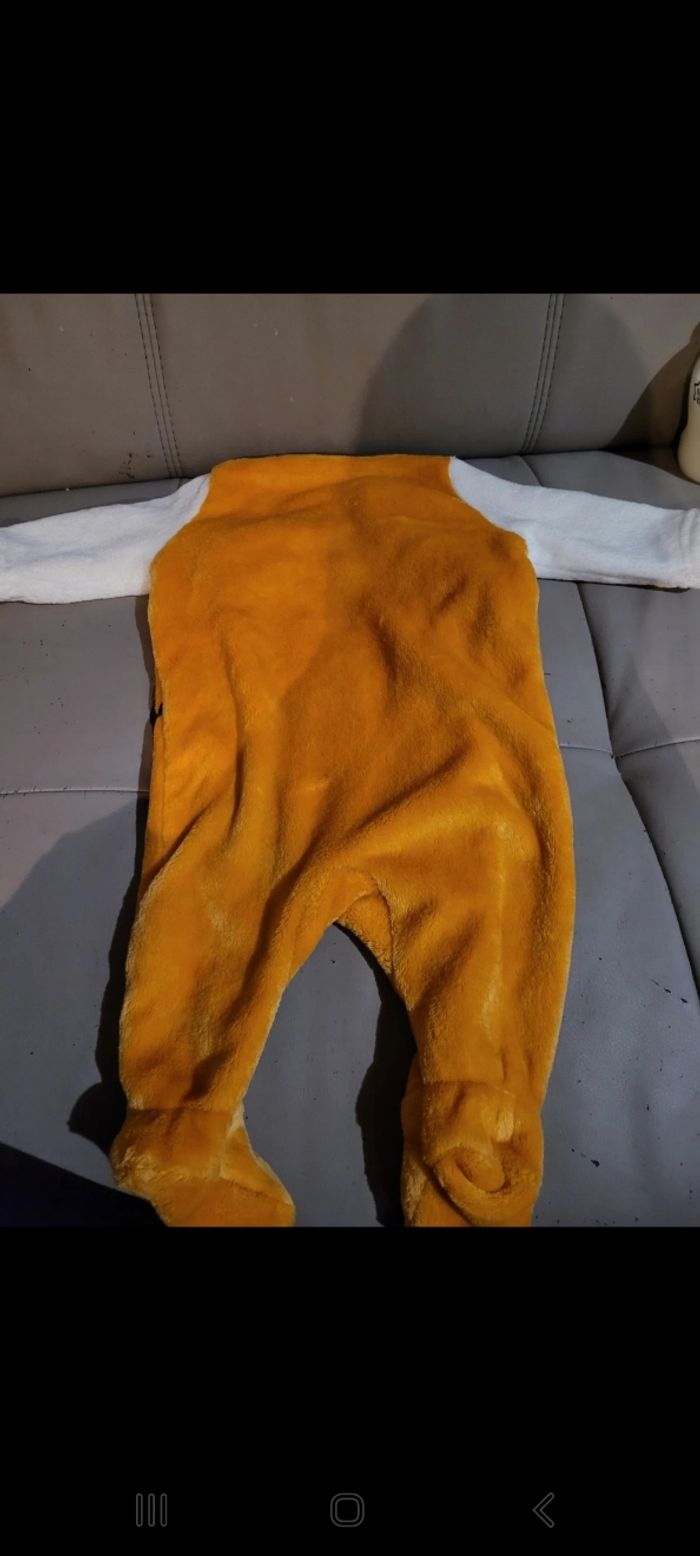 Pyjama lion 3 mois - photo numéro 4