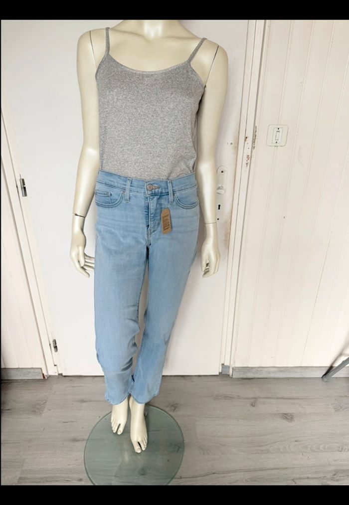 Jean Levi’s 314 Shaping Straight – Taille 29/30 – bleu clair – Neuf avec étiquette - photo numéro 16