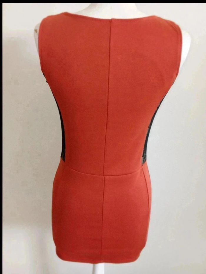 Robe extra-moulante - photo numéro 3