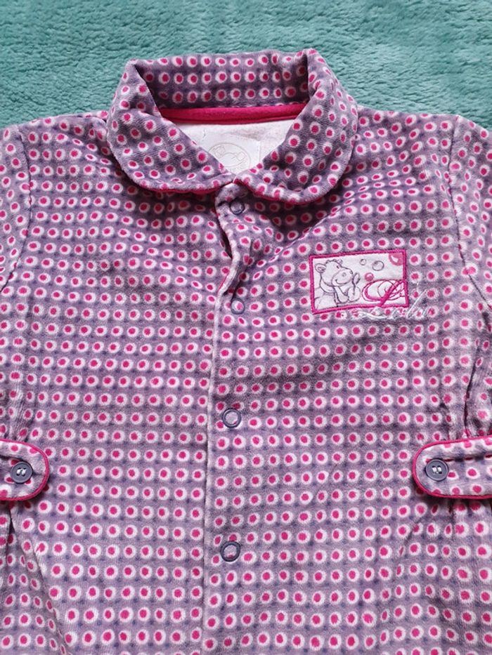 Très joli pyjama 12 mois - photo numéro 2