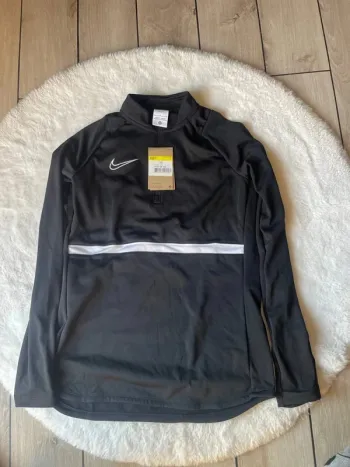 Pull Nike sport