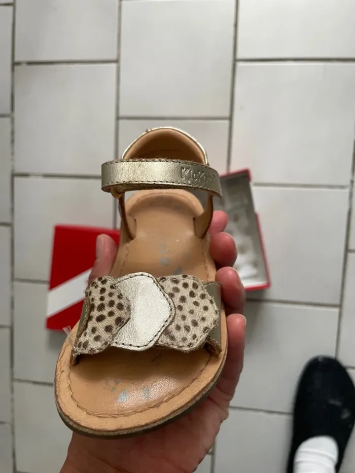 Sandales kickers taille 22 - photo numéro 8