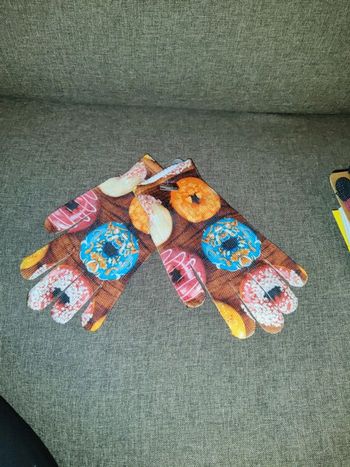 Gants donuts Ardene neufs