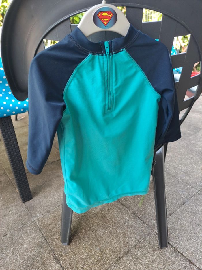 Haut de maillot de bain mickey manche 3/4anti uv 24 mois - photo numéro 2