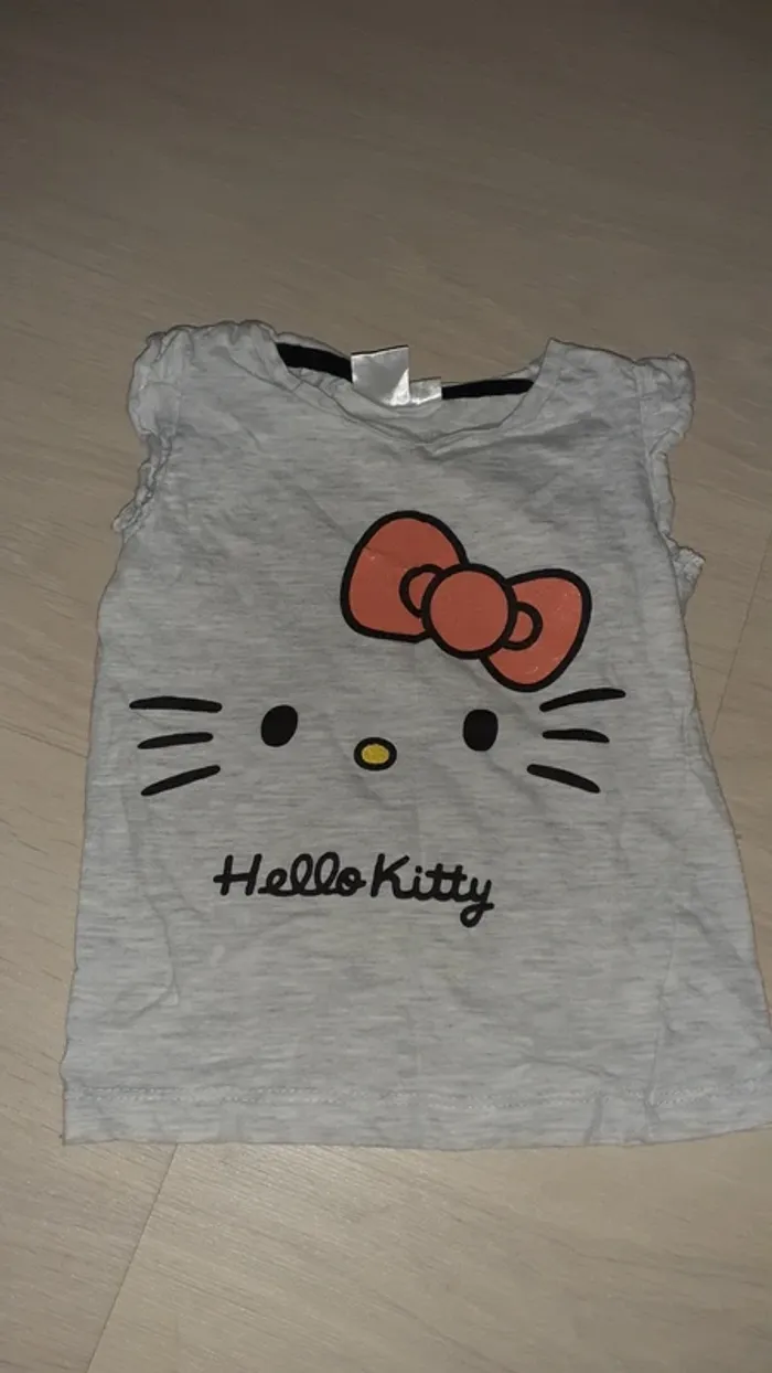 Tshirt Hello kitty - photo numéro 2
