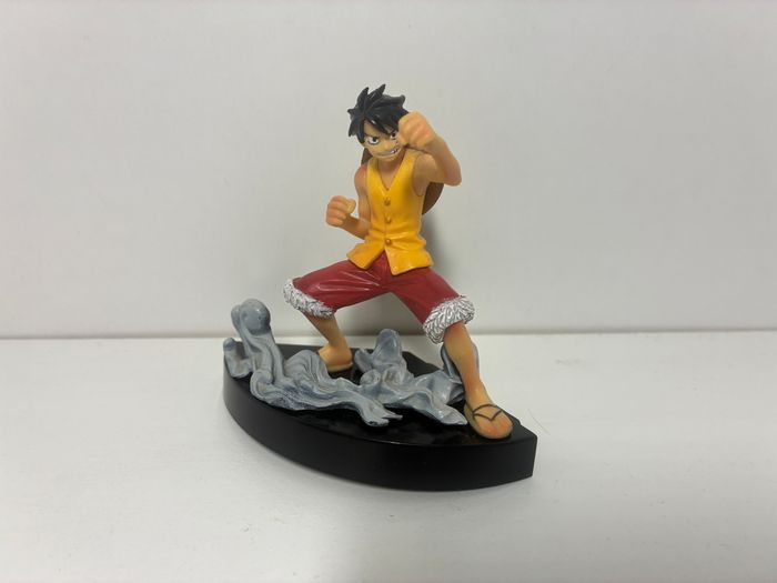 One Piece Figurine Monkey D Luffy set