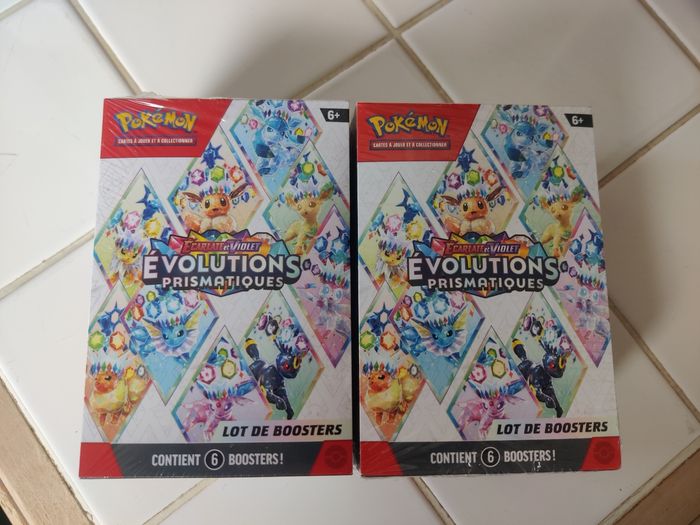 2 bundles Pokémon 8.5 évolutions prismatiques
