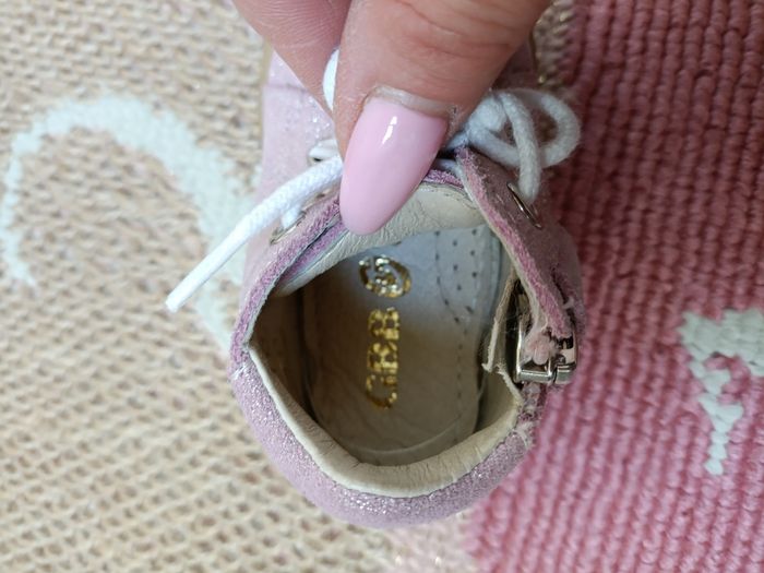 Chaussures neuves - photo numéro 3