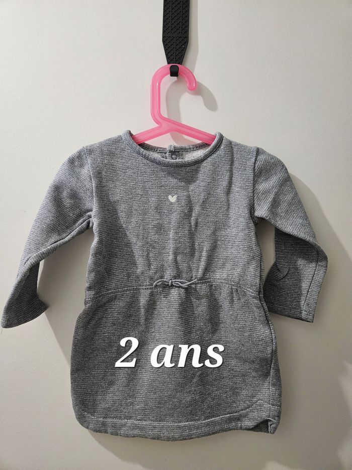 Vêtements fille 2 ans