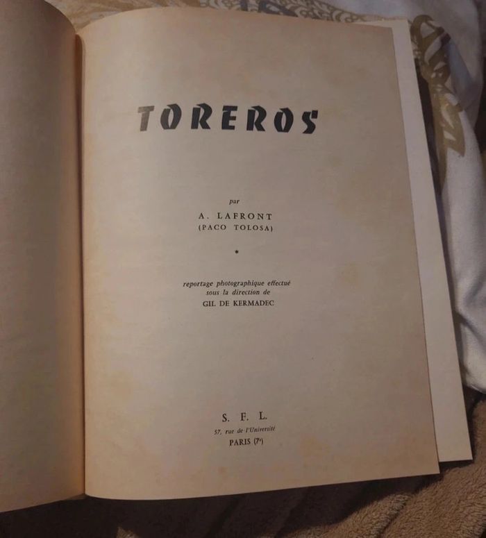 Toreros dans l'arène - photo numéro 3