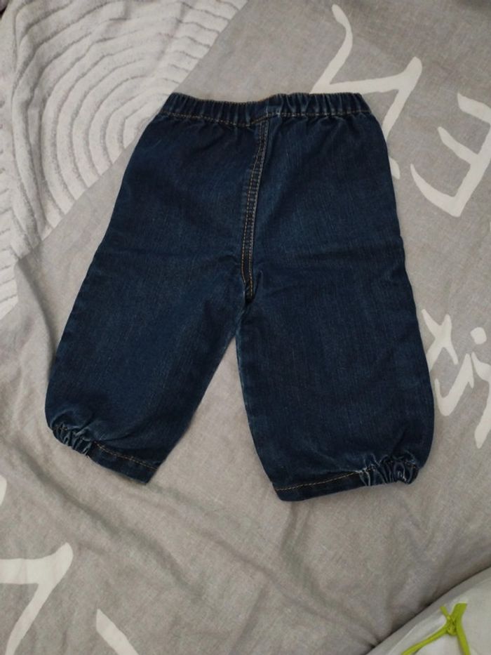 Jean + tee shirt - photo numéro 4