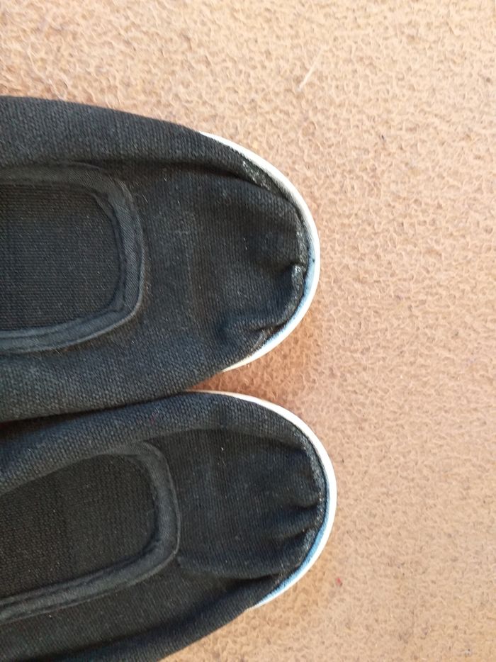 Chaussons de gym 27 - photo numéro 2