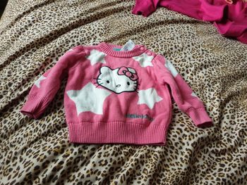 Pull hello kitty 3 mois