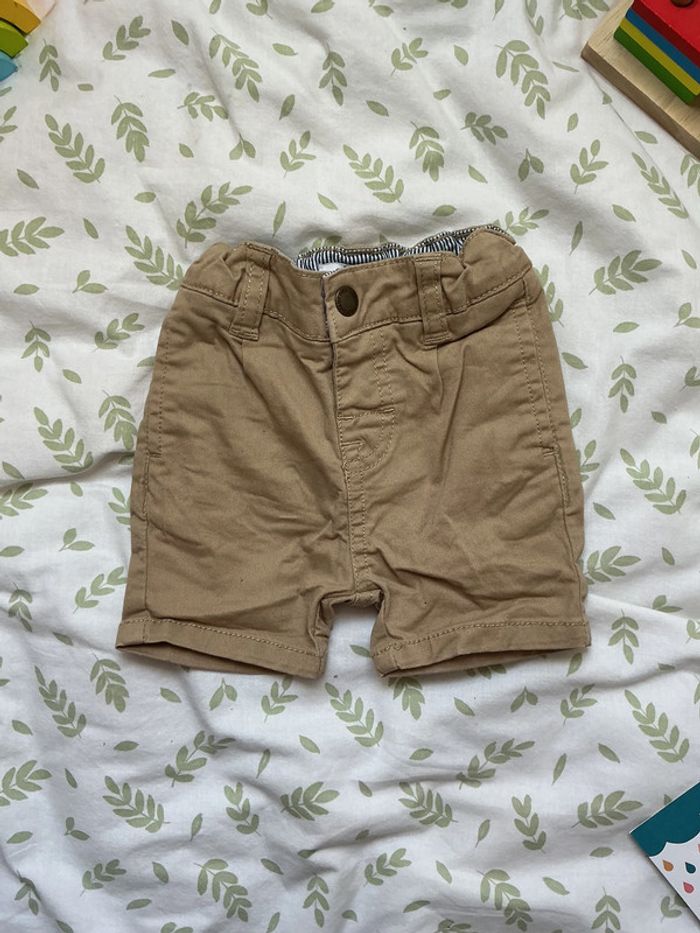 short beige taille réglable gémo 3 mois - photo numéro 3
