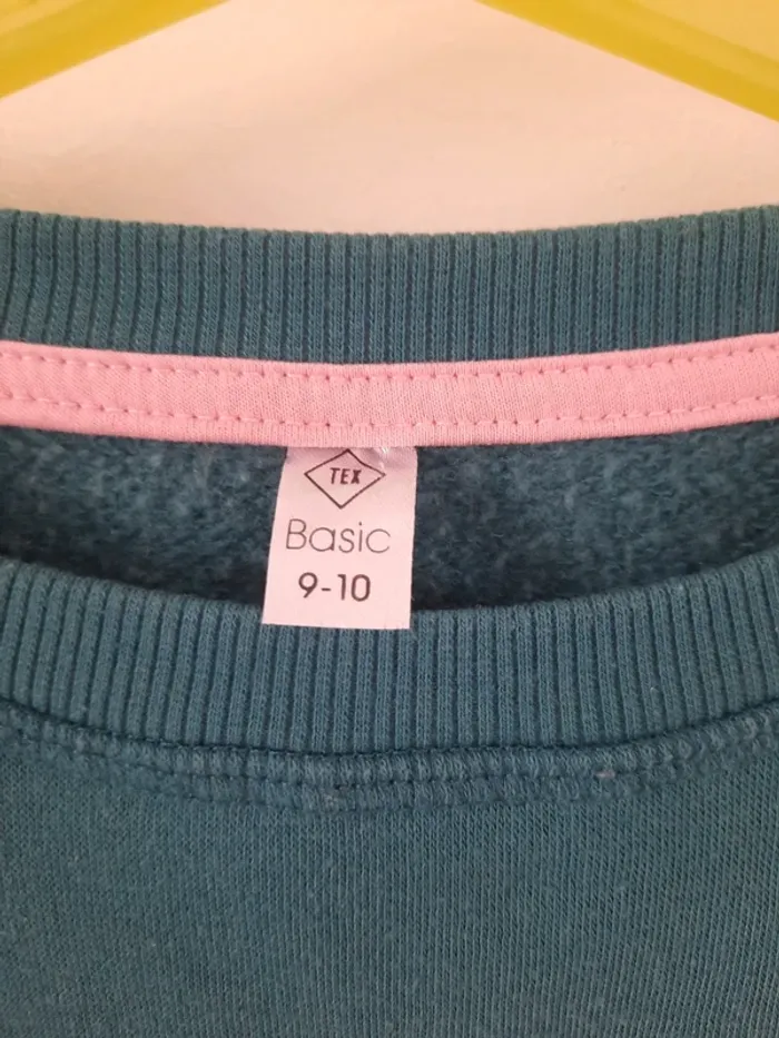 2 sweat-shirt 9-10 ans - photo numéro 4