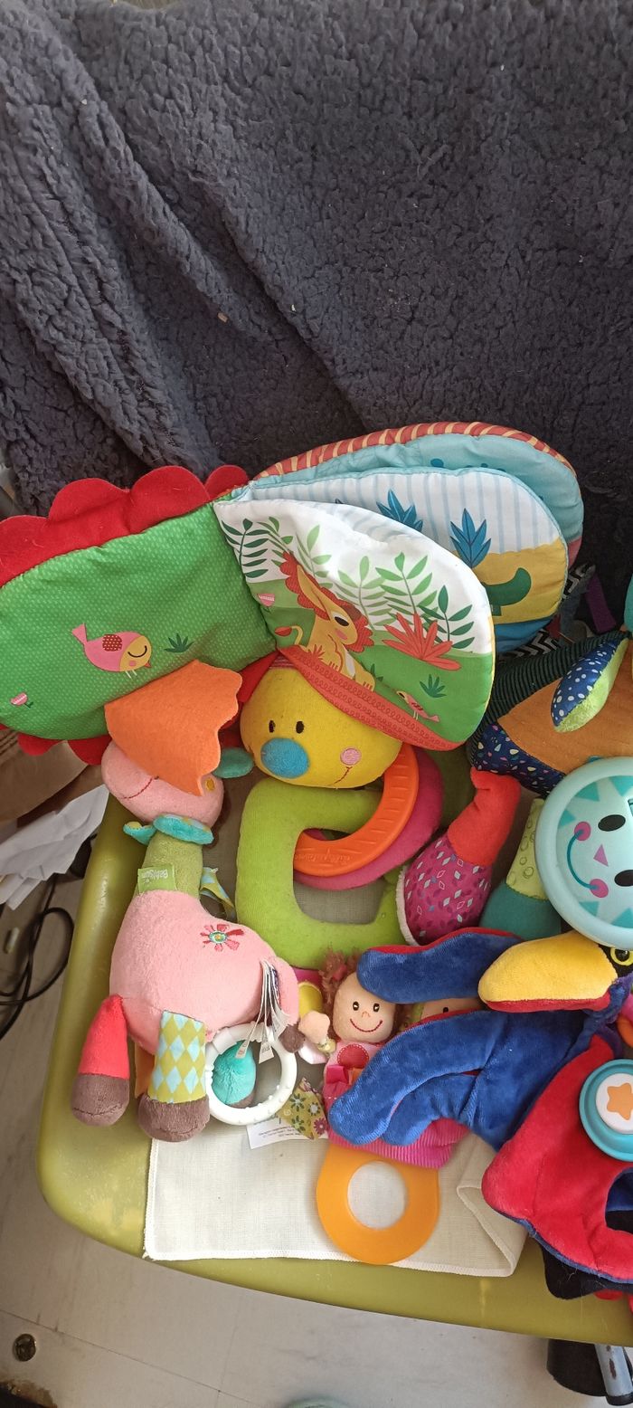 Lot jouets bébés - photo numéro 8