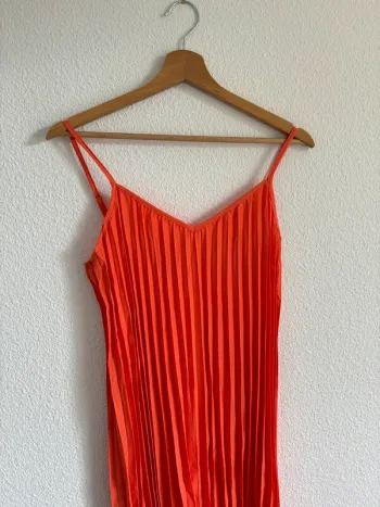 Robe plissée orange taille S