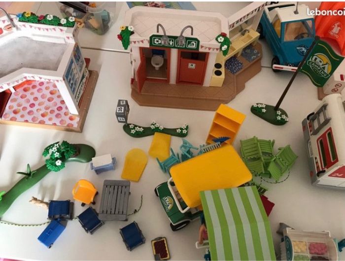 Lot Camping 5432 -5437- 5434-70089- 6864-9054-70093-9426 Playmobil - photo numéro 6