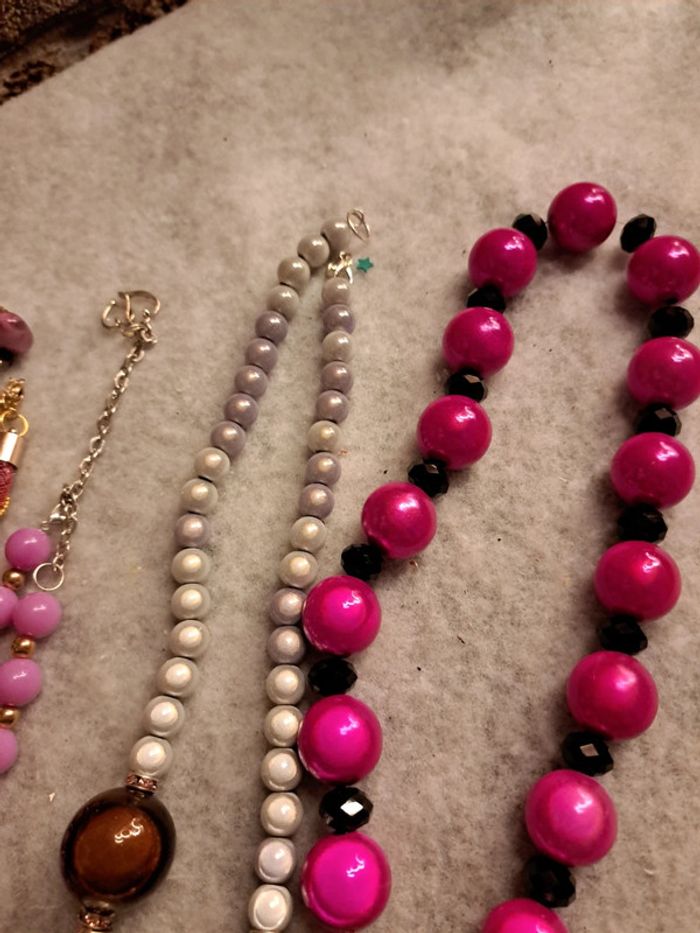 Lot de colliers rose noir gris - photo numéro 11