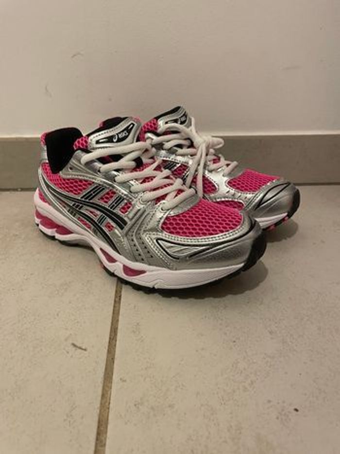 Asics gel rose kayano 14 jamais porté 40 - photo numéro 2