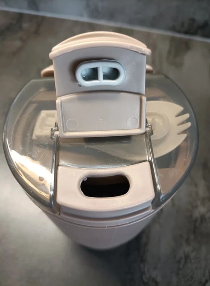 Mug à thé ou café en plastique - photo numéro 6