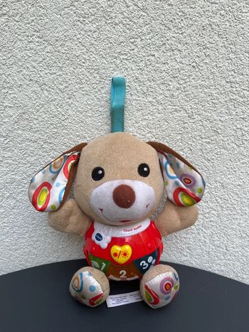Peluche parlante et chantante Chant Toutou de Vtech
