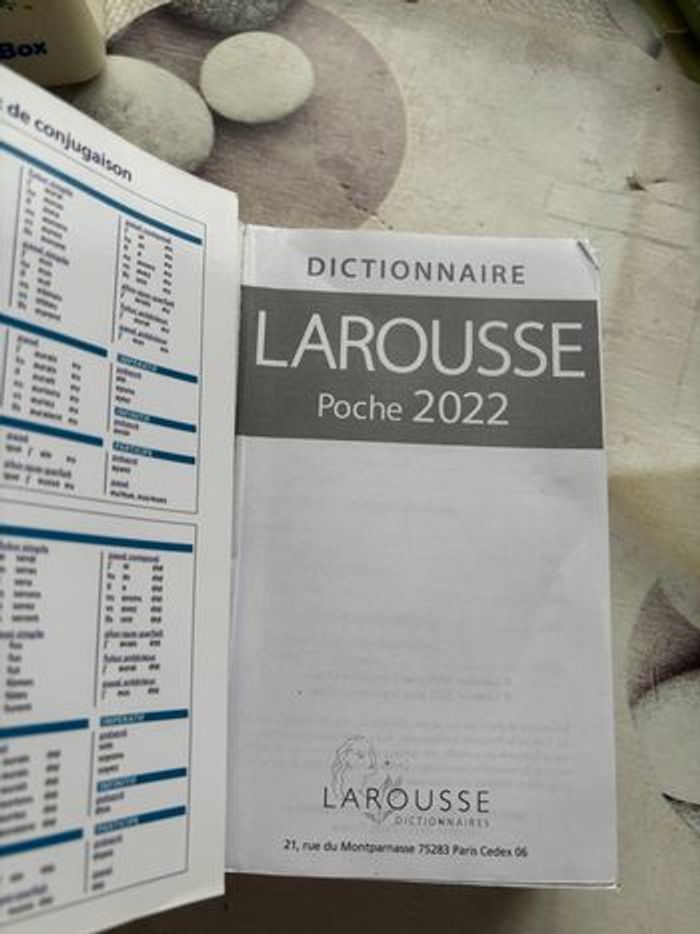 Dictionnaire de poche Larousse - photo numéro 4