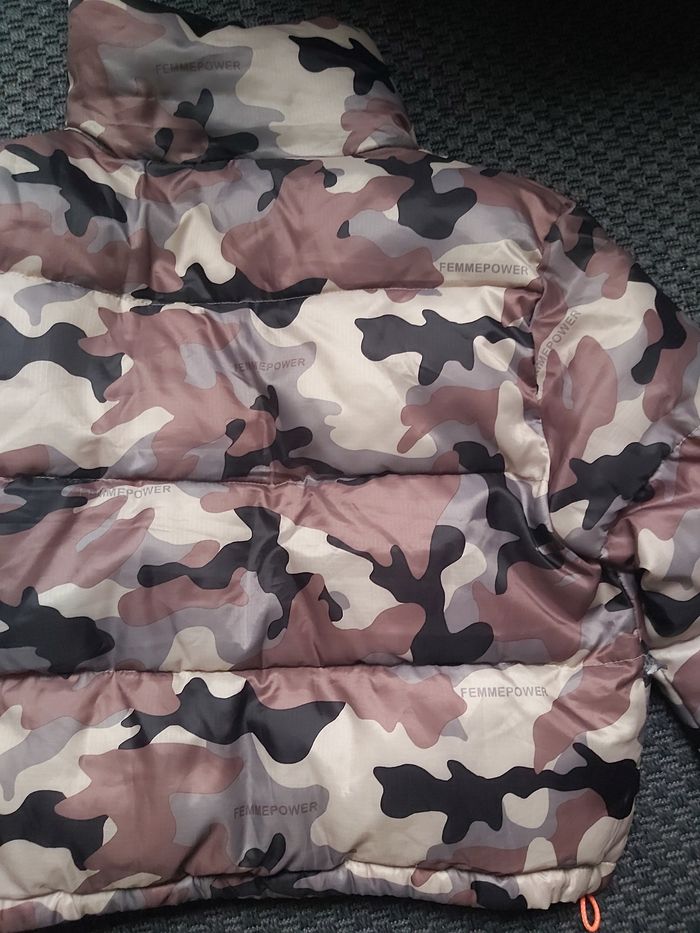 Bershka TS - photo numéro 7