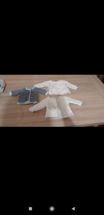 Gilet taille 1 mois